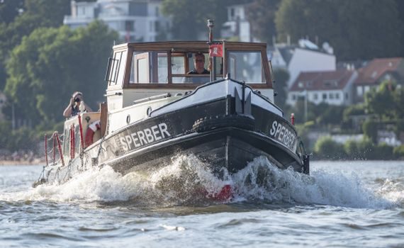 SPERBER, Unfallbarkasse in Fahrt