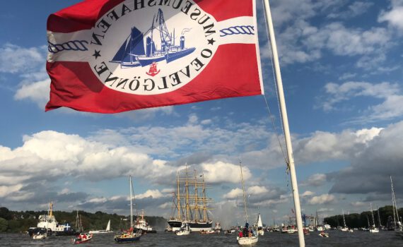 PEKING auf dem Weg nach Hamburg