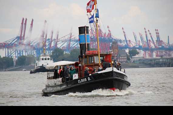Dampfschlepper Claus D im Hamburger Hafen