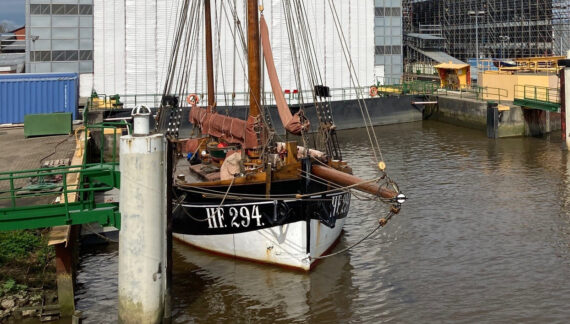 Das Schiff "Maltzahn" in der Peters Werft