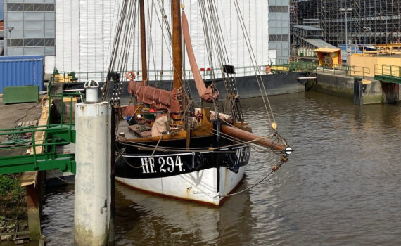 Das Schiff "Maltzahn" in der Peters Werft