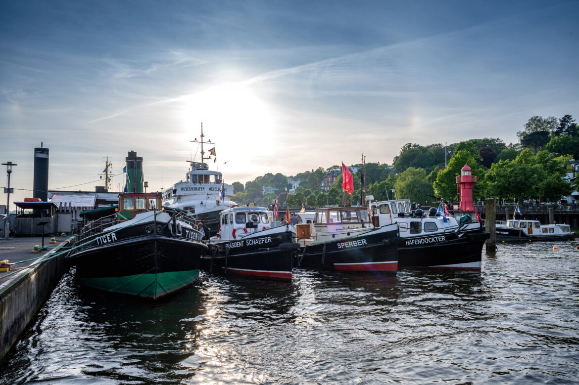 Schiffe im Museumshafen
