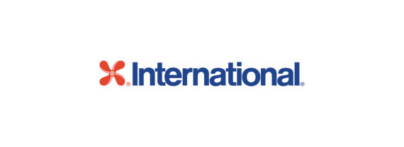 Logo der Firma International Farbenwerke GmbH beinhaltet die Grafik einer roten Schiffschraube mit dem blauen Schriftzug "International" daneben
