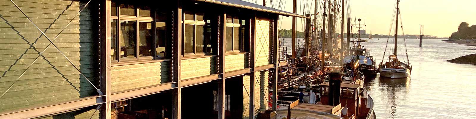 Der Lieger - Besucherzentrum und Veranstaltungsraum - Museumshafen Oevelgönne - Hamburg