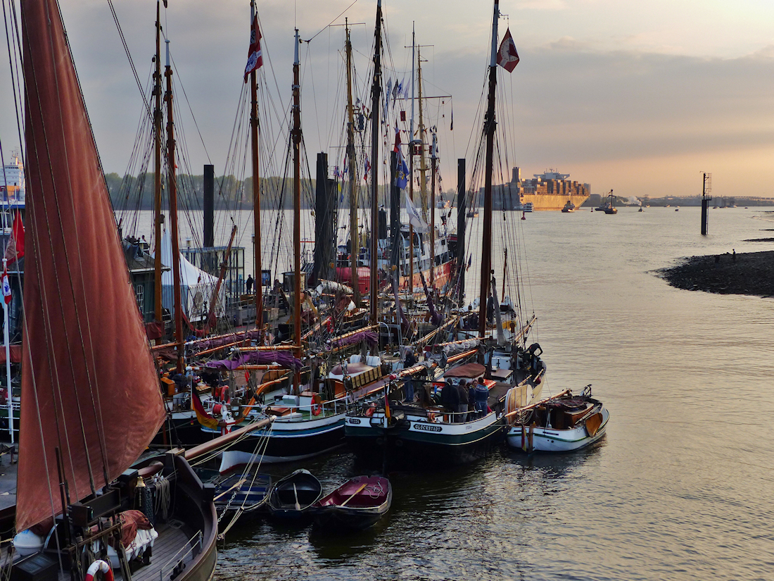 Schiffe im Museumshafen